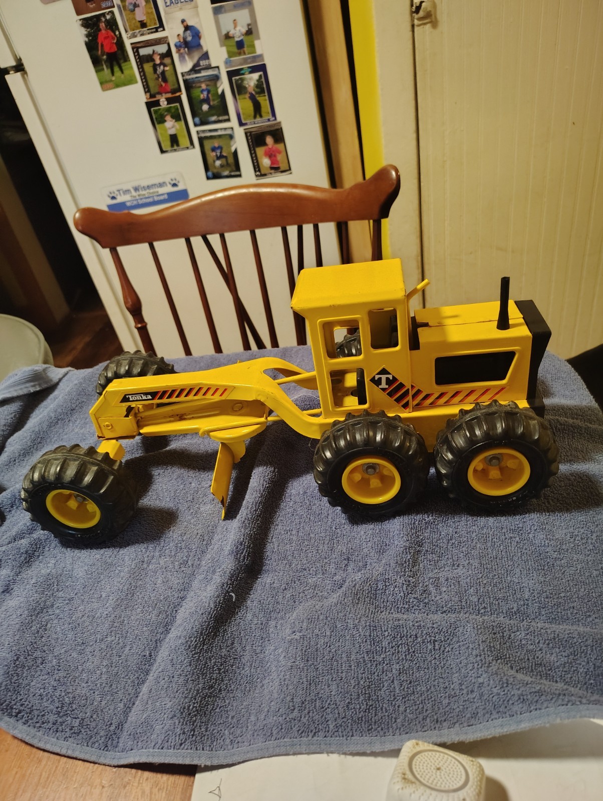 Vintage Yellow Tonka Road Scraper Grader Plow Tractor 16210-A Pressed Steel 17” Vintage Yellow Tonka Road Scraper Grader Plow Tractor 16210-A Pressed Steel 17”