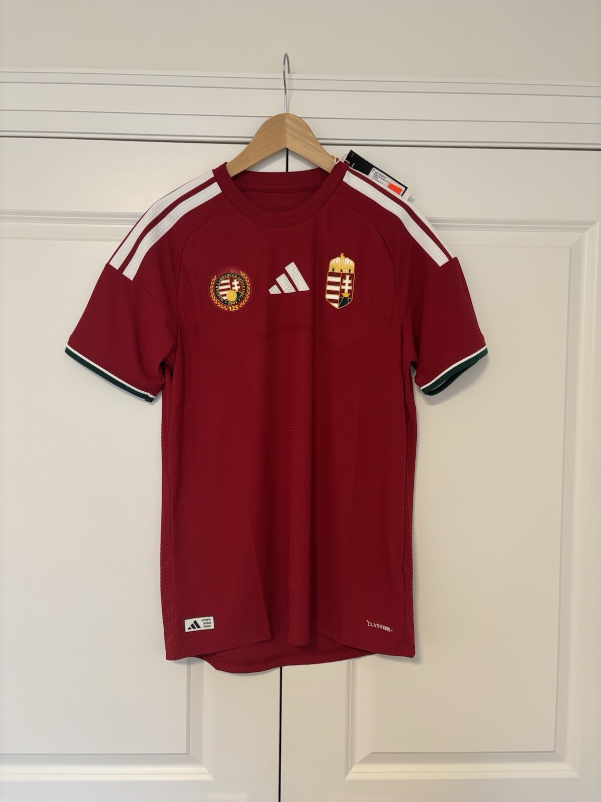 NWT Hungary Adidas 2026 Home Soccer Football KC6096 Authentic Jersey Men Large