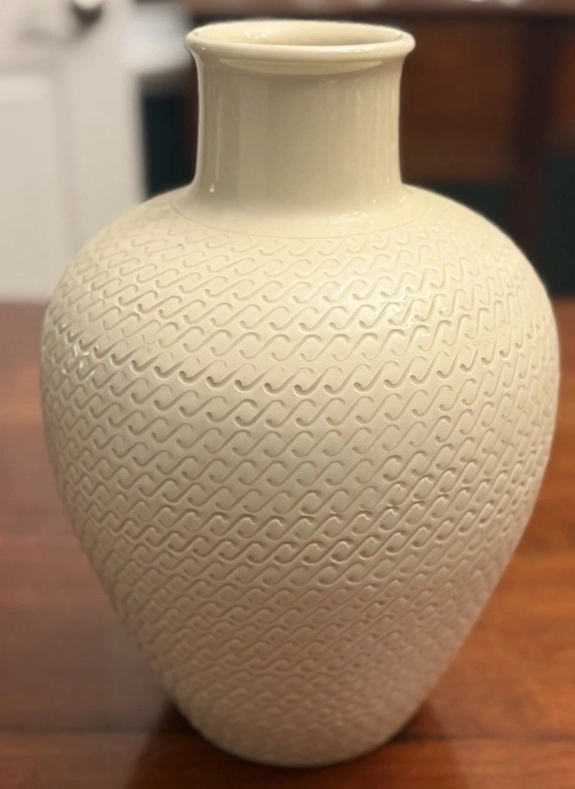 Vintage Raymor Italy Waves Pottery Vase Mid Century Modern Cream Ceramic 11\