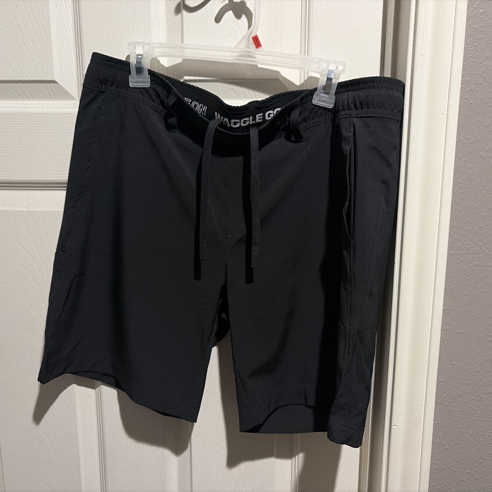 Waggle Golf Men’s Ace Shorts 7” Inseam Onyx Black Size XL NWT Waggle Golf Men’s Ace Shorts 7” Inseam Onyx Black Size XL NWT