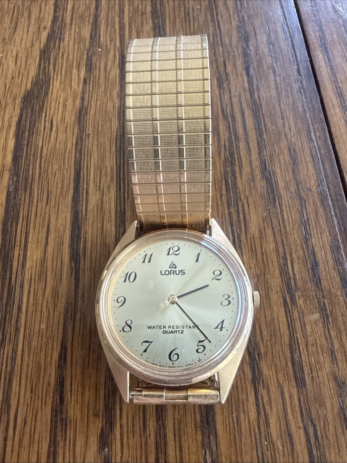 Rare Vintage LORUS Watch - Gold Band Gold Bezel  V131 Working Condition New Batt