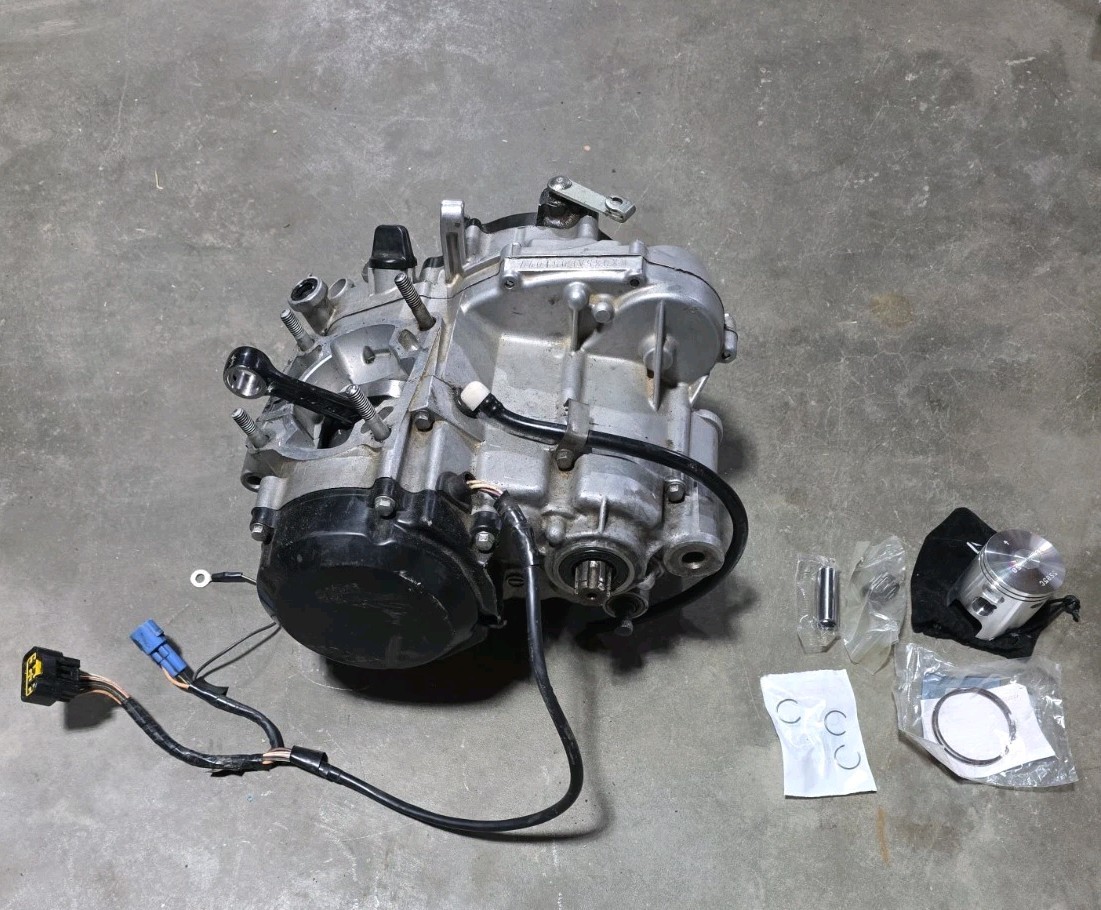 07 Kawasaki KX85 KX 85 OEM Motor Engine Bottom End 