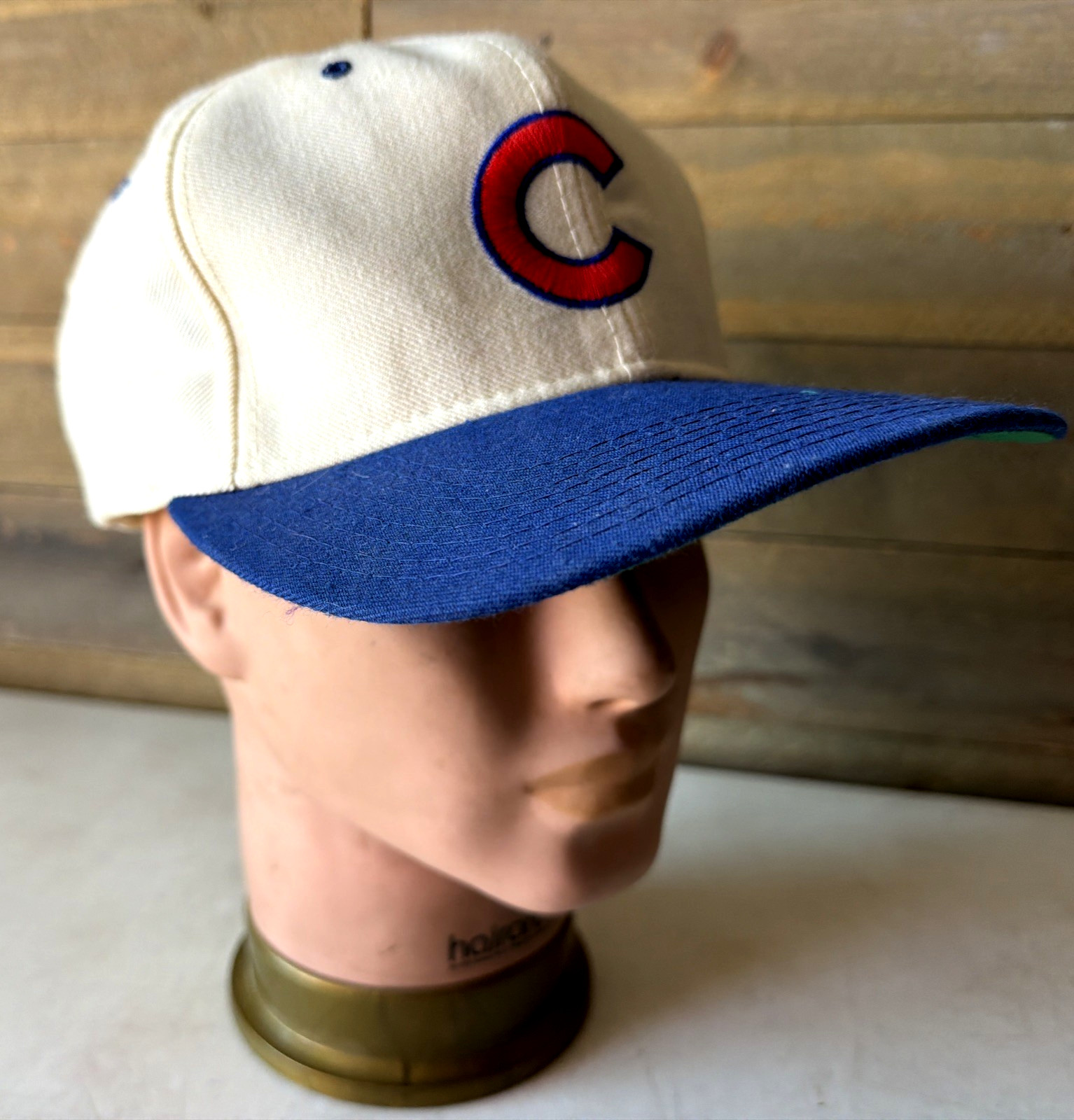Vintage MLB Chicago Cubs New Era Fitted Hat Snap Back NOS 90\'s White Wool CLEAN