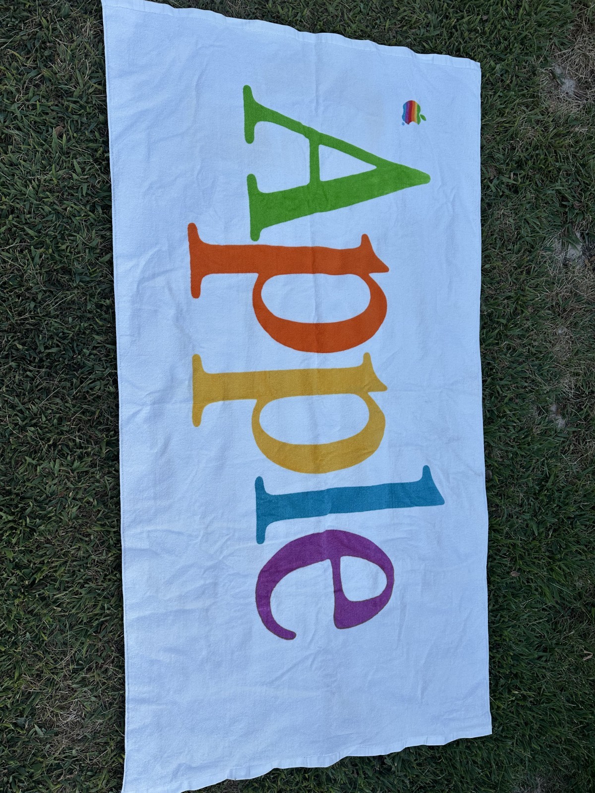 Vintage Apple Macintosh Beach Towel