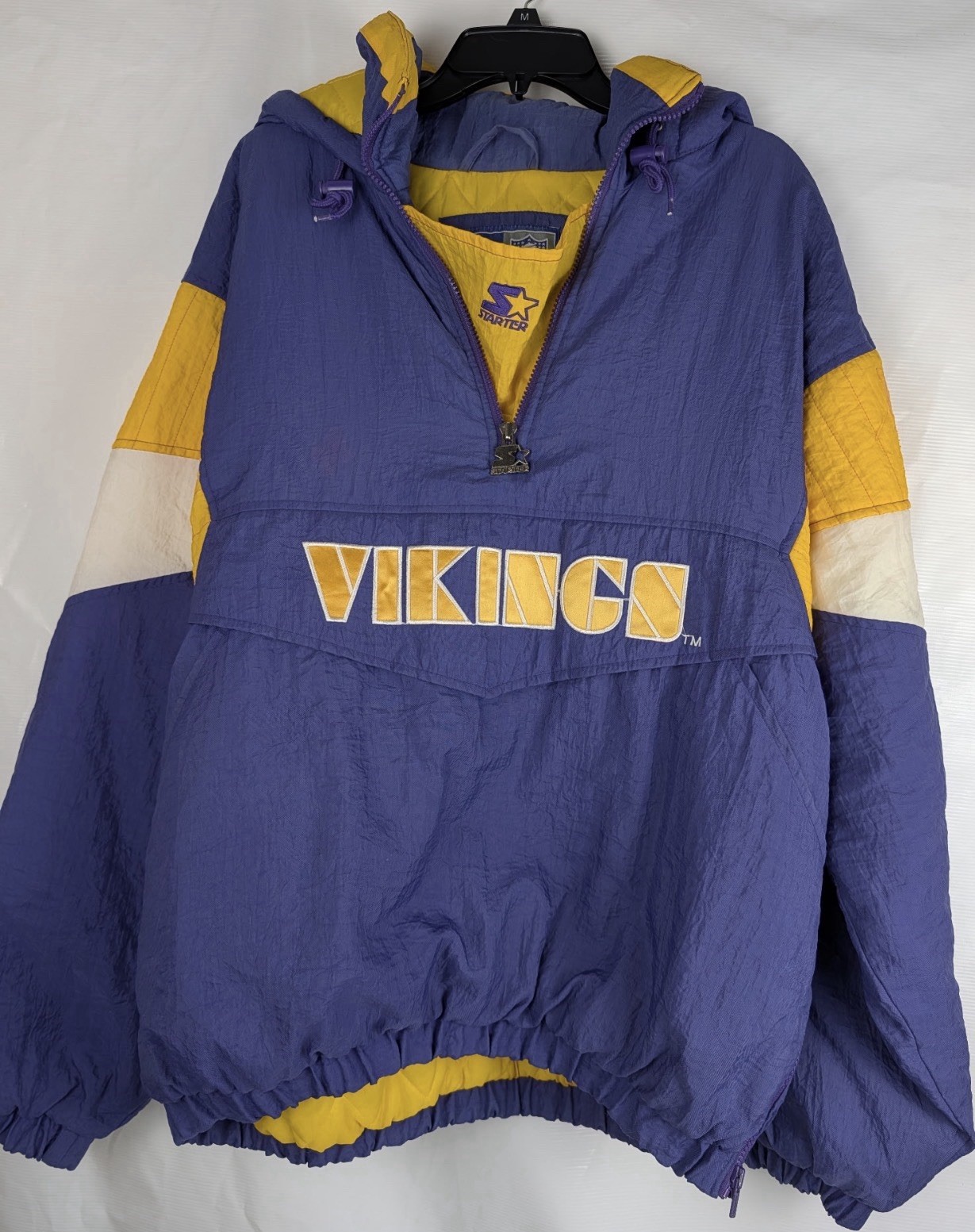 Vintage 90s NFL Starter Minnesota Vikings Pullover Hooded Jacket Men\'s L Quilted