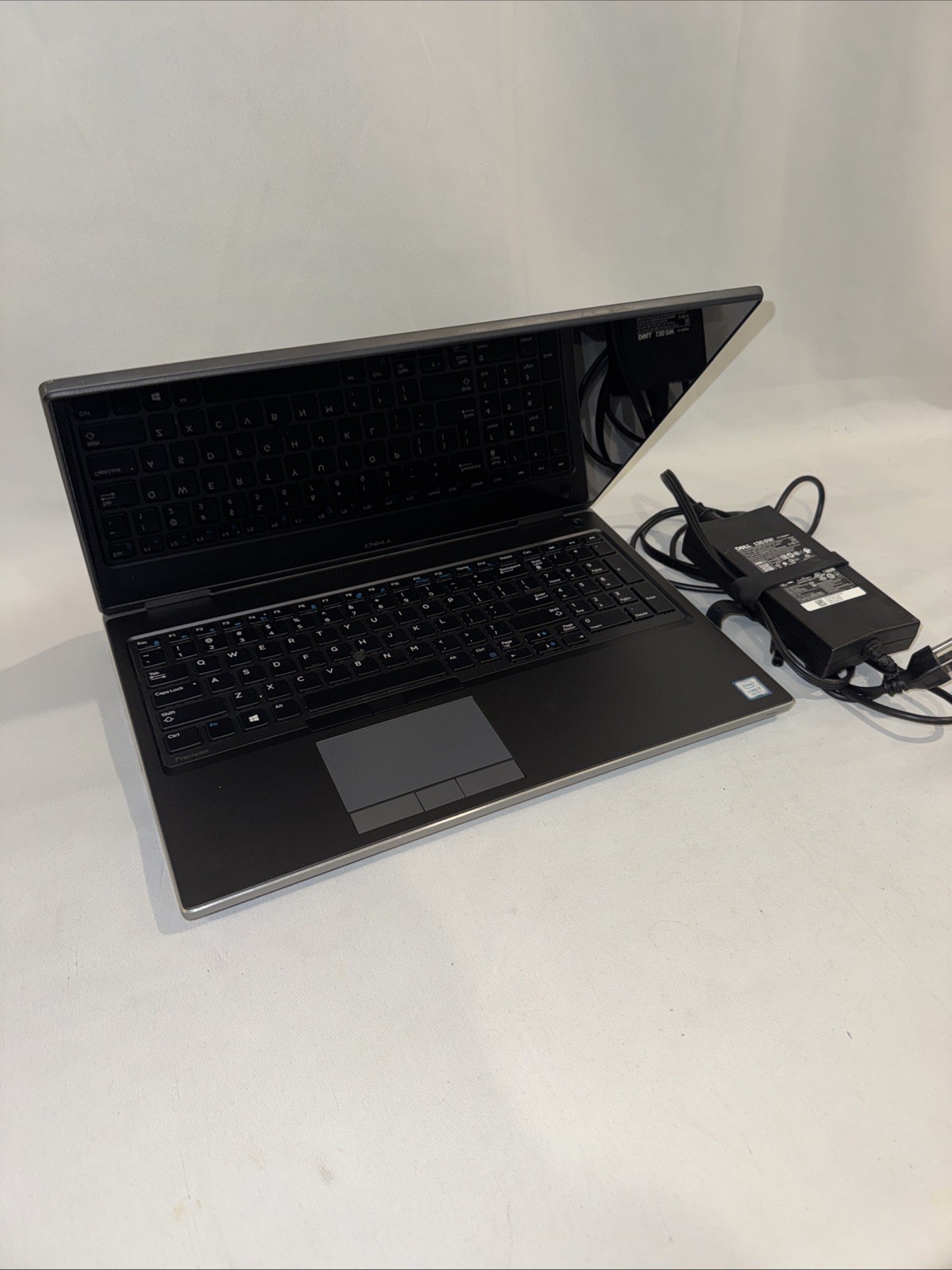 Dell Precision 7540 15.6 Dell Precision 7540 15.6