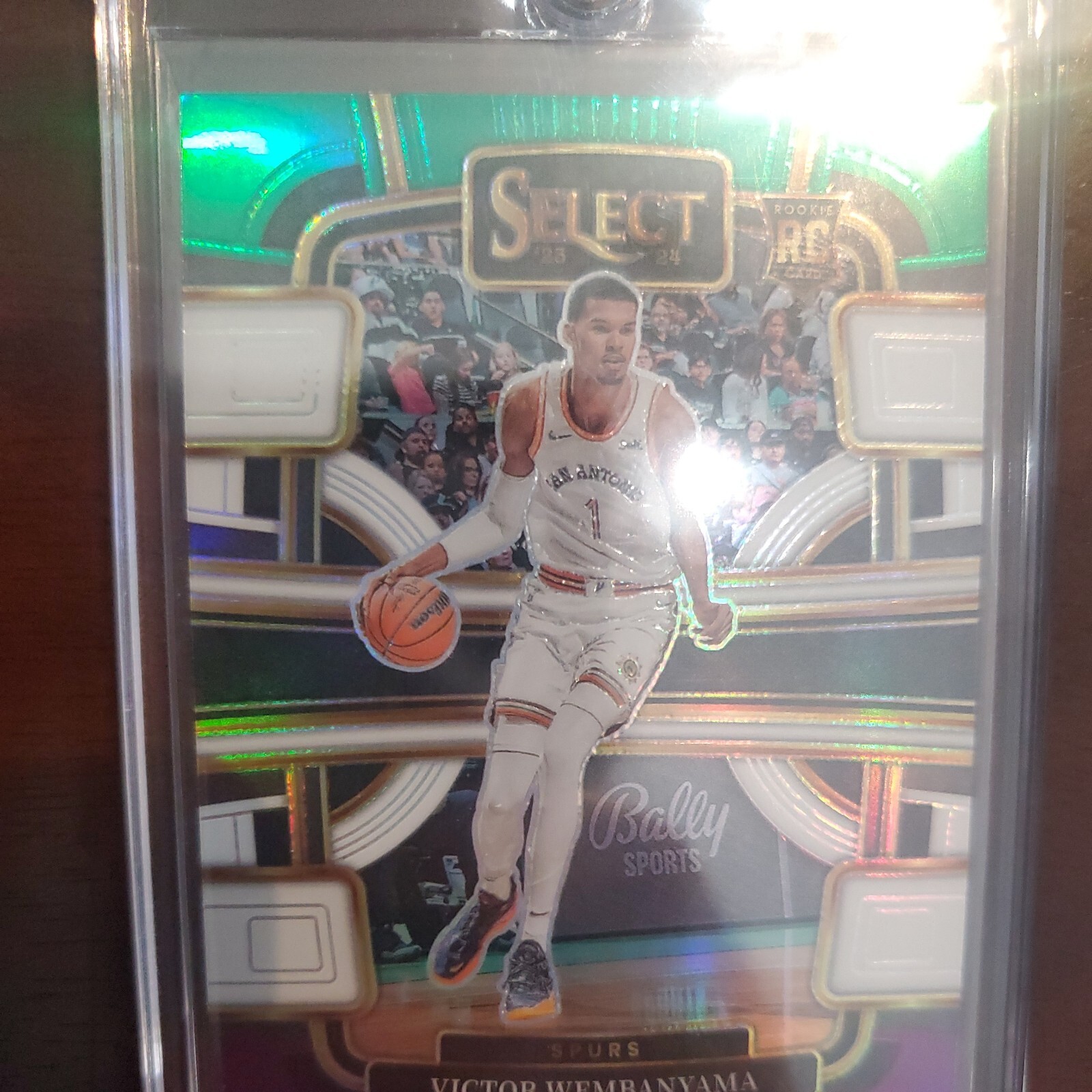 2023 Paniini Select Victor Wembanyama Green White Purple Card