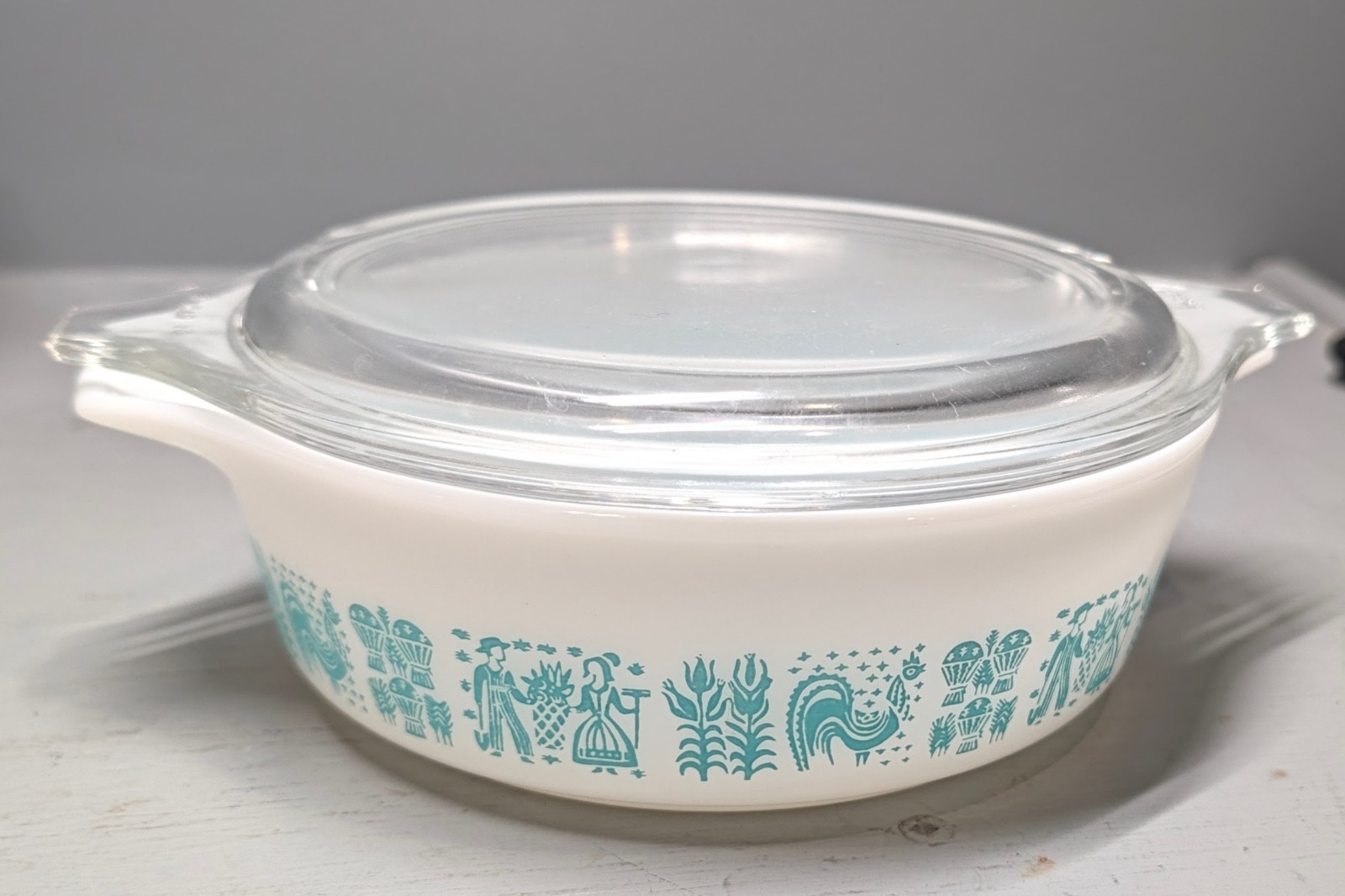 vintage Pyrex Amish Butterprint 471 1pt white casserole dish with 470-C lid vintage Pyrex Amish Butterprint 471 1pt white casserole dish with 470-C lid