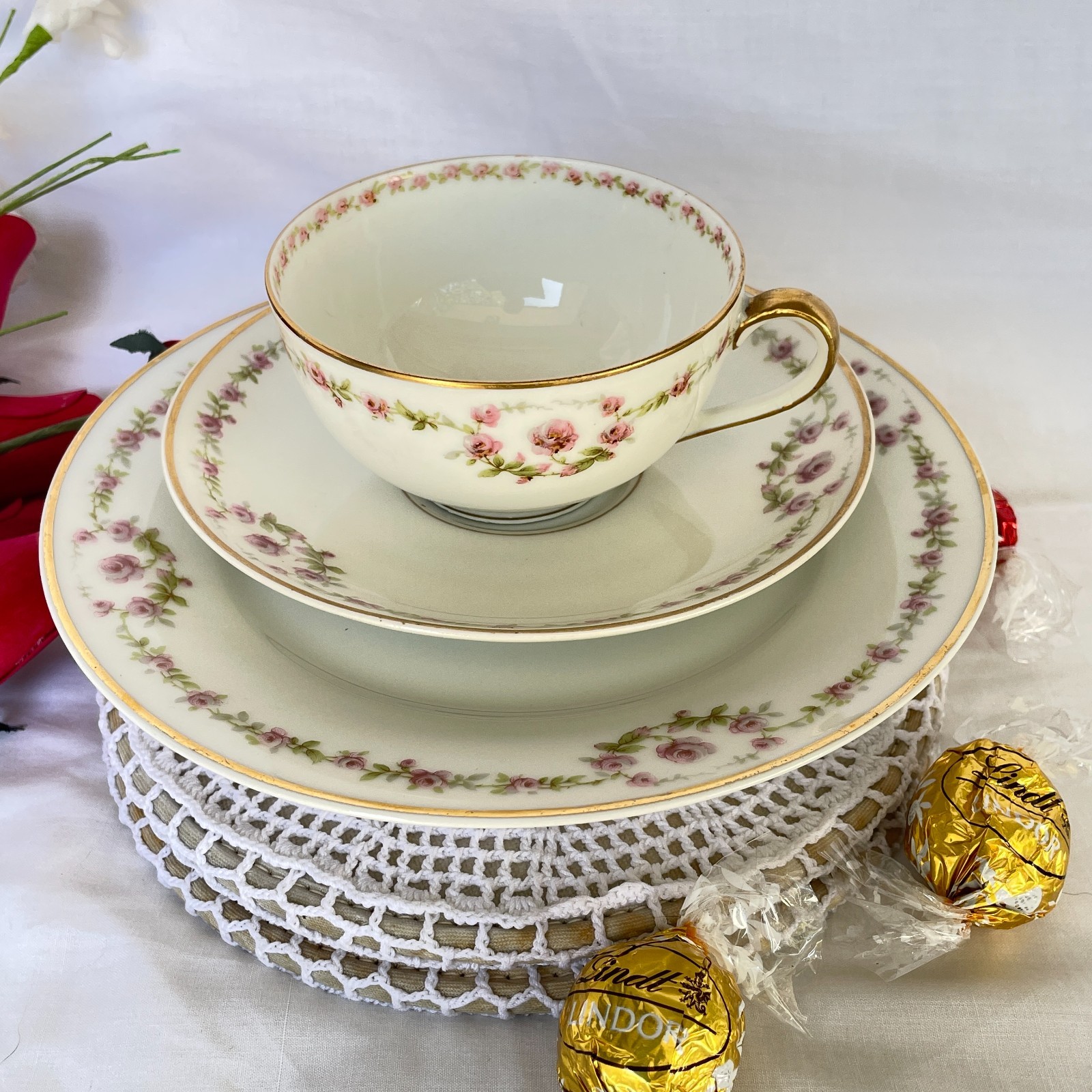 Antique Théodore Haviland Trio Cup Saucer Dessert Plate Schleiger 1097 Pink Rose