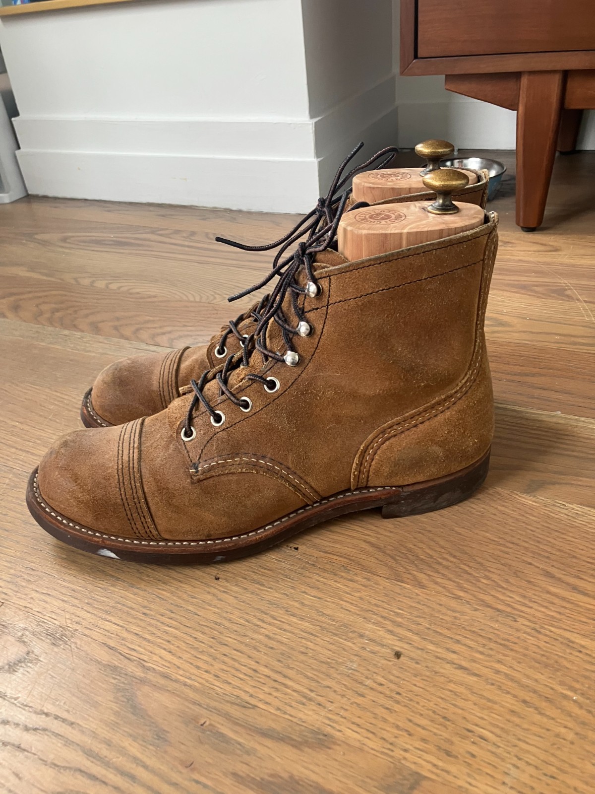 Red Wing Iron Ranger No. 8085 Mens Size 10 Hawthorne Muleskinner Red Wing Iron Ranger No. 8085 Mens Size 10 Hawthorne Muleskinner