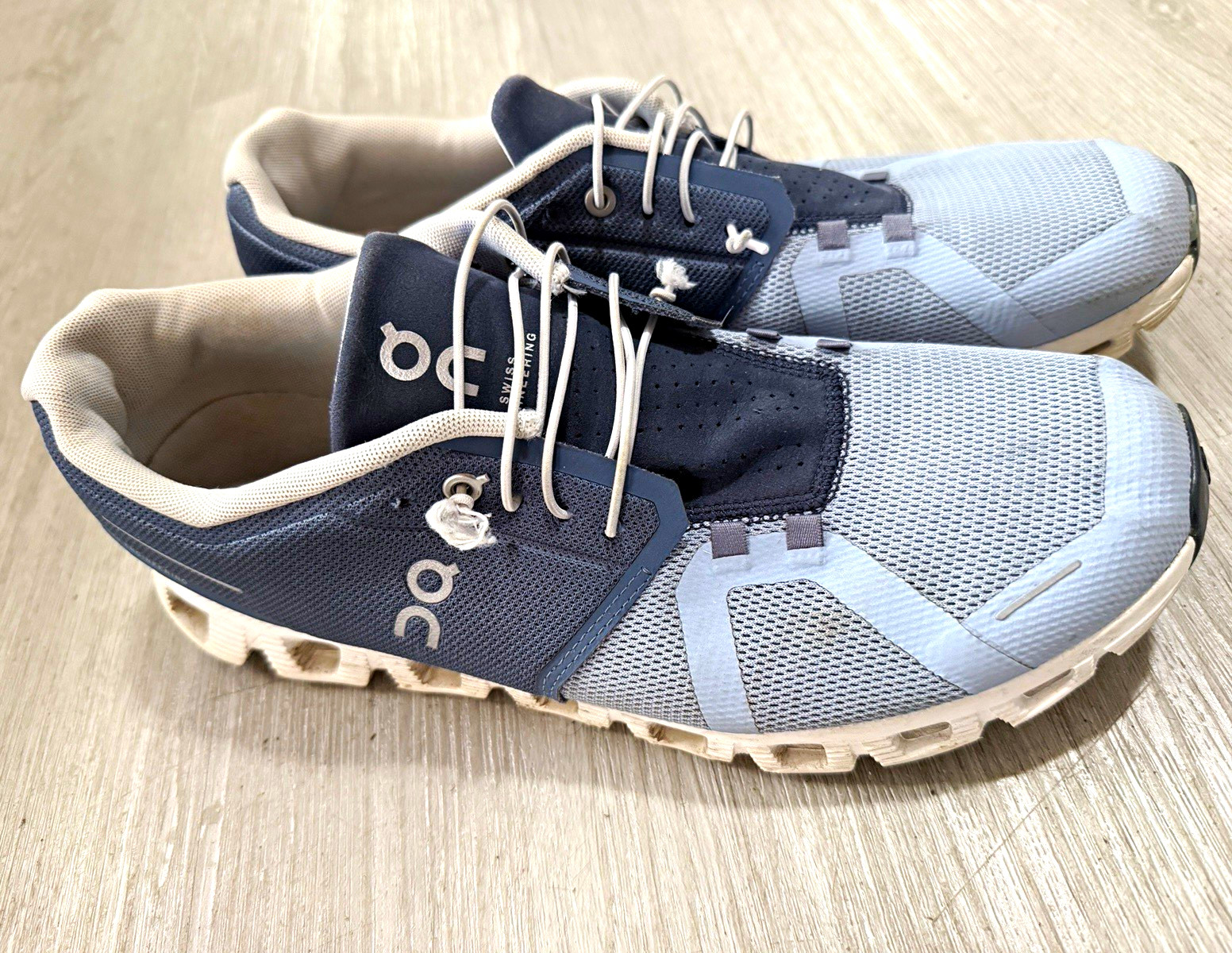 On Men\'s Athletic Sneaker Low Top Lace-Up Mesh Upper Colorblock Blue Gray On Men\'s Athletic Sneaker Low Top Lace-Up Mesh Upper Colorblock Blue Gray
