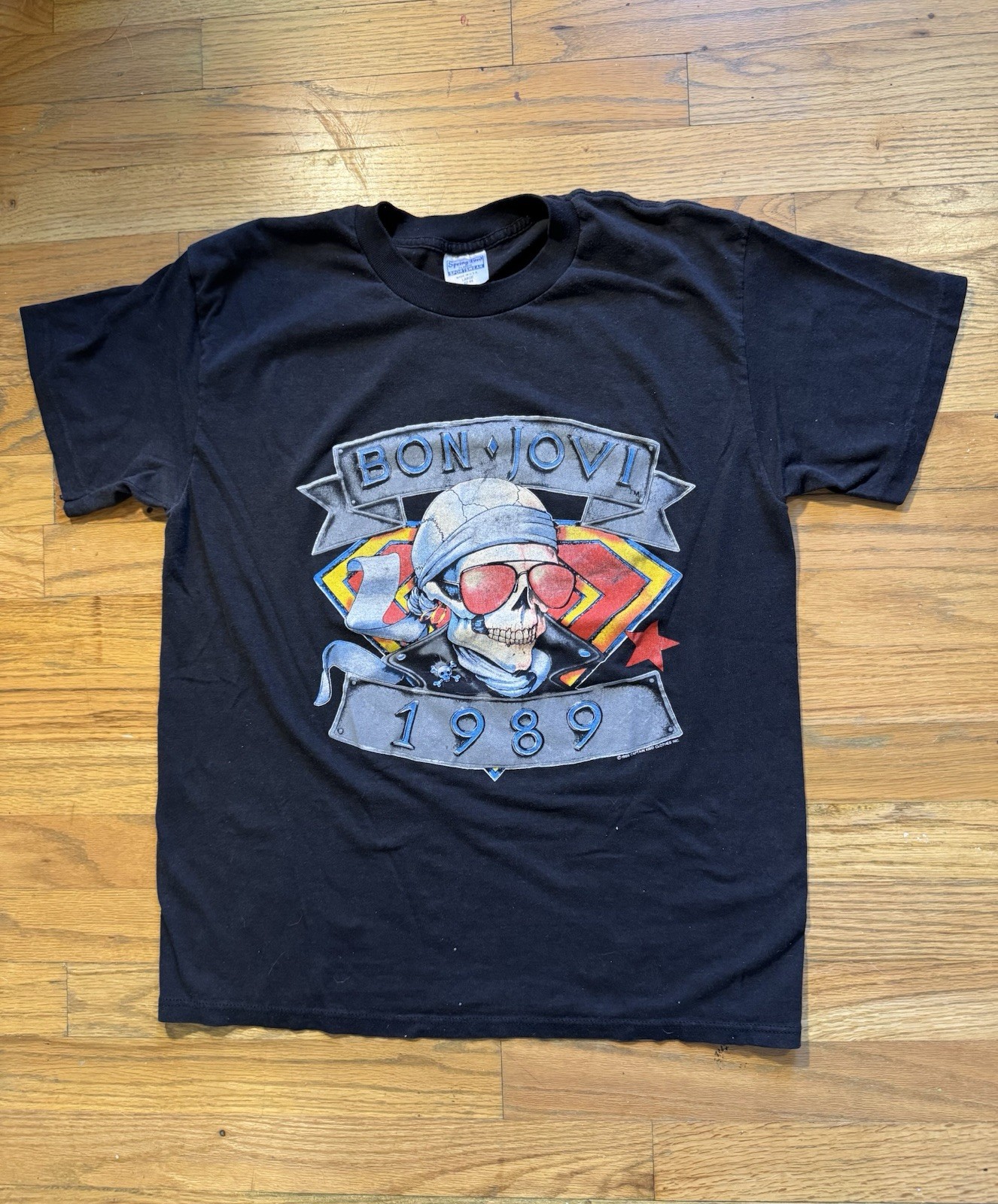 VTG 1989 Bon Jovi We\'re Back Kickin Ass Tour/Concert 80s Single Stitch Tee Large