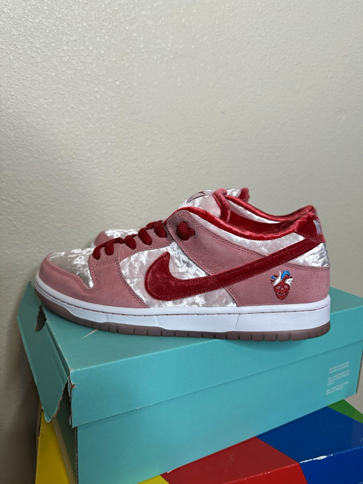 Nike SB Dunk Low Pro QS Pink Skateboarding Shoes US 11 Medium (D,M)