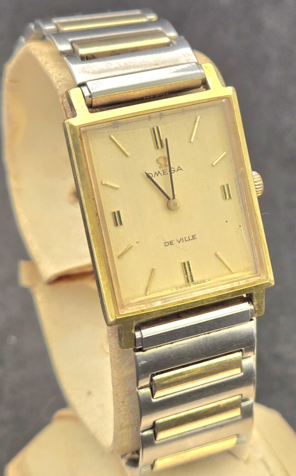 Men\'s Vintage 1960\'s,Omega Deville, 17 Jewels Watch.FREE  SHIPPING.