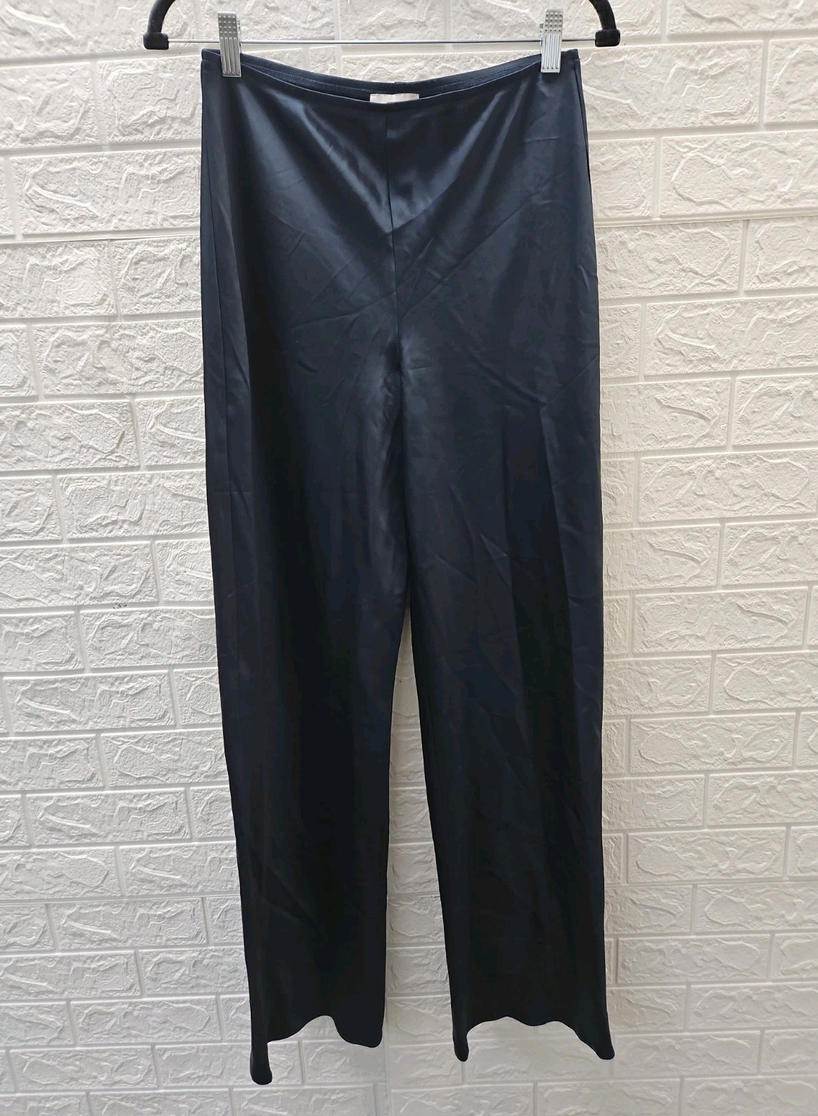 New Reformation Gale Satin Mid Rise Bias Pant Midnight Size S