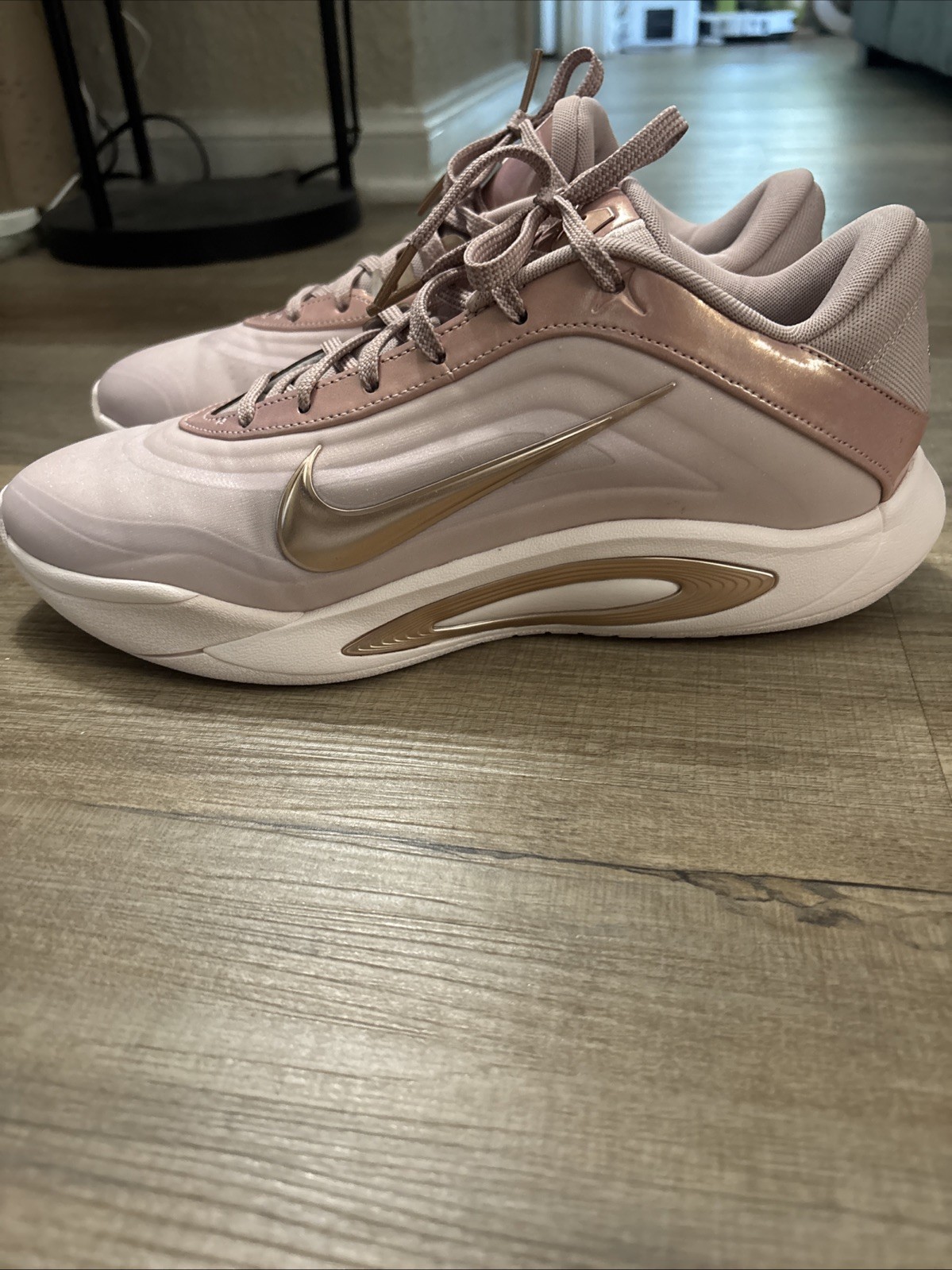 Nike Aja A’One “Stone Mauve” basketball shoes Nike Aja A’One “Stone Mauve” basketball shoes