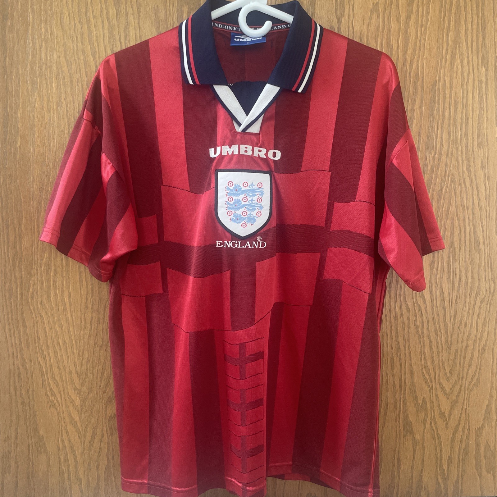 Umbro England 1998/99 Men’s Away Football /Soccer Jersey Jersey Size Medium- VTG