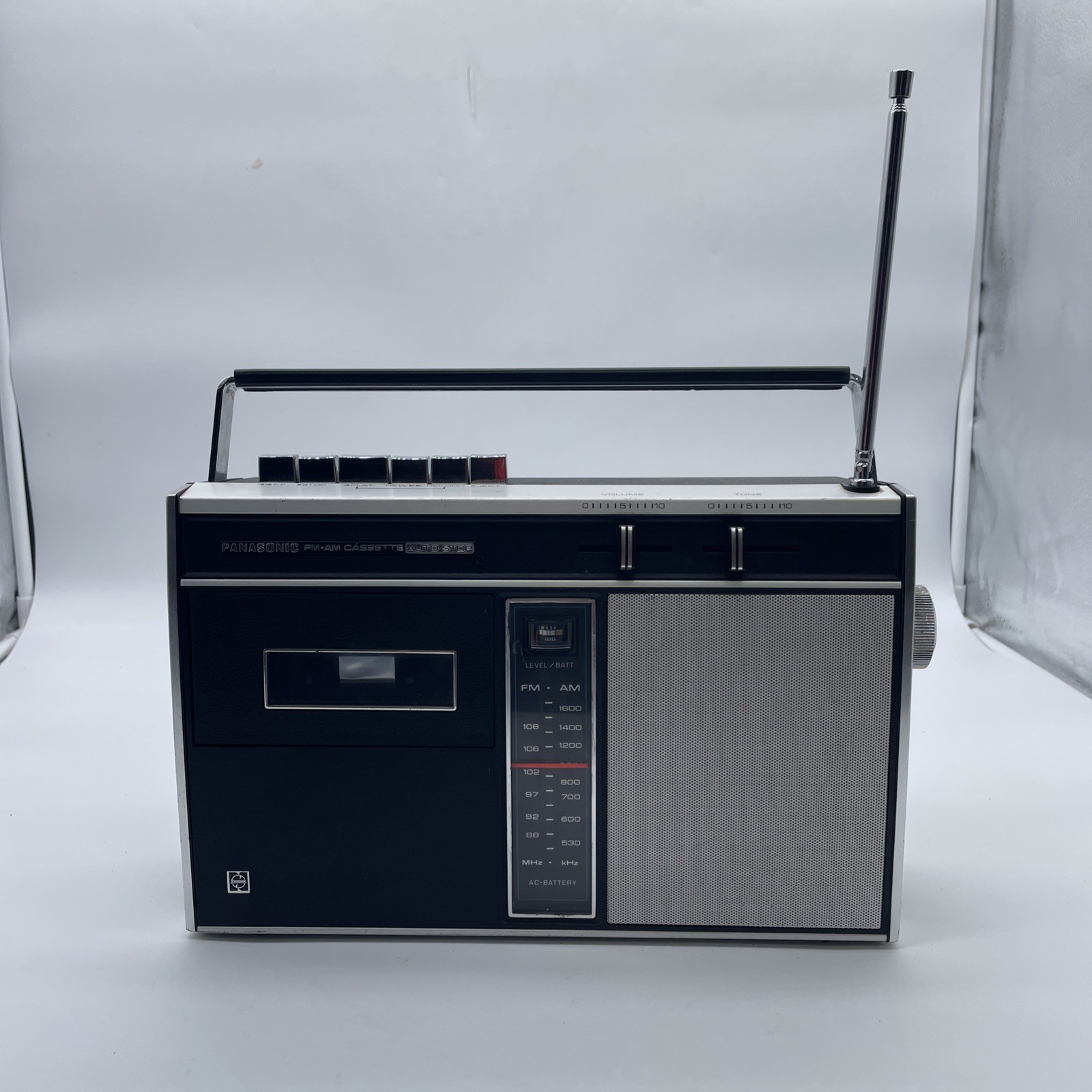 Vintage Panasonic RQ-236S AM/FM Radio Cassette Player Boombox AS IS Parts Repair Vintage Panasonic RQ-236S AM/FM Radio Cassette Player Boombox AS IS Parts Repair