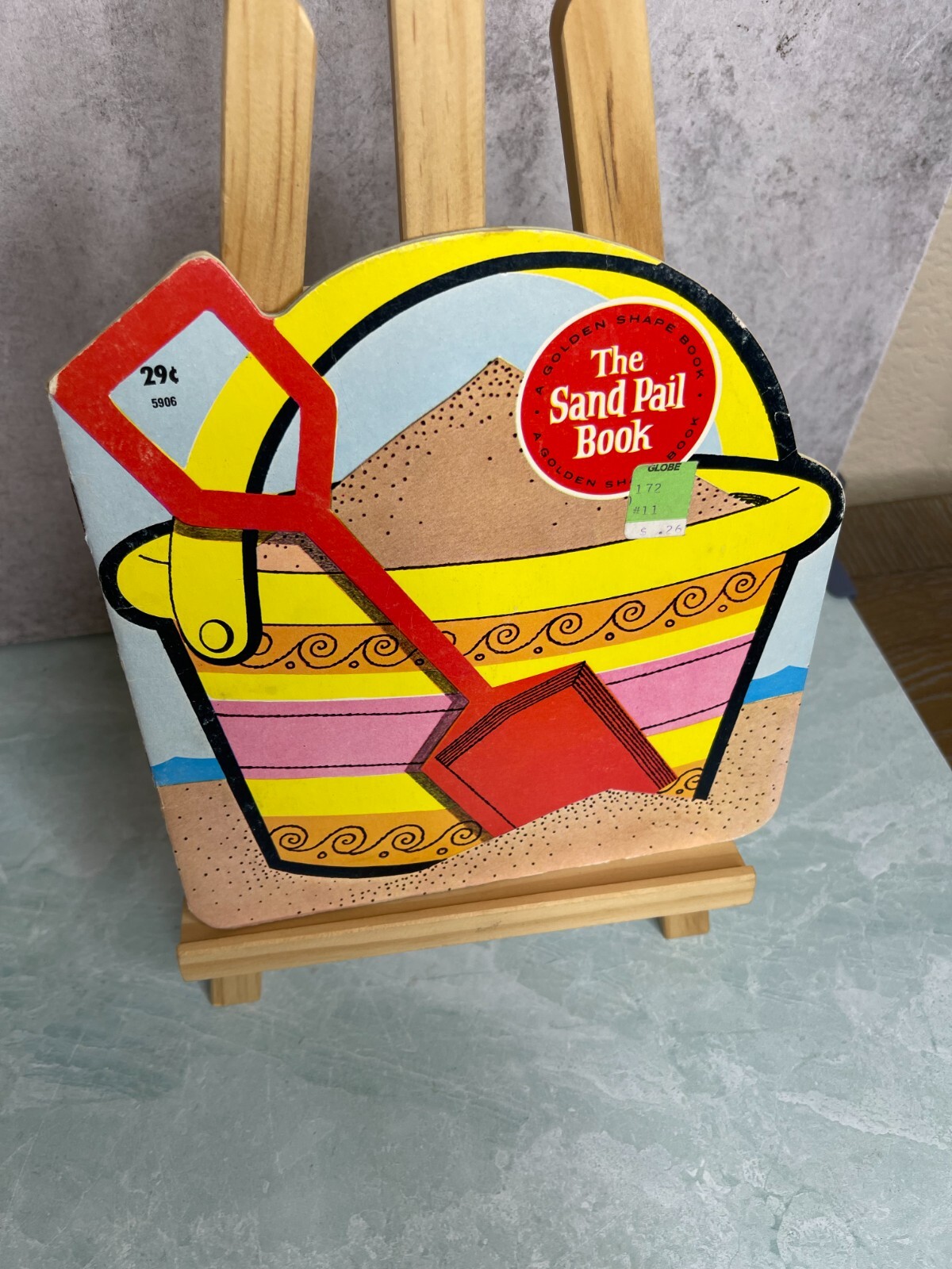 Vintage 1971 7th print edition The sand pail Shape Book Golden press Dick Martin