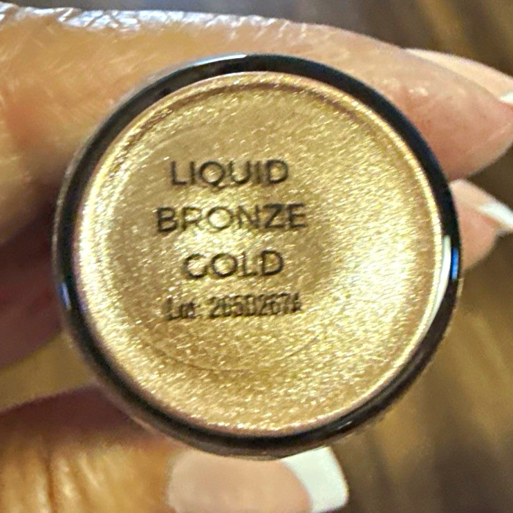 Revolution Beauty London Liquid Highlighter Bronze Gold Shade 0.61 fl oz Revolution Beauty London Liquid Highlighter Bronze Gold Shade 0.61 fl oz