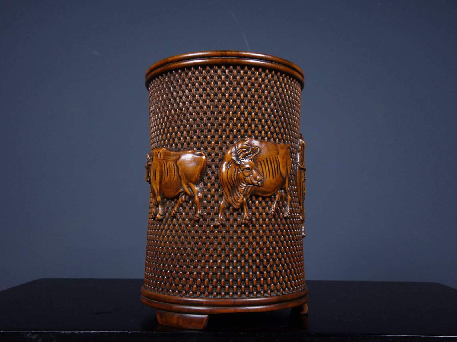 Chinese Natural Boxwood Hand-carved Exquisite Five Oxen Pattern Brush Pot 7621