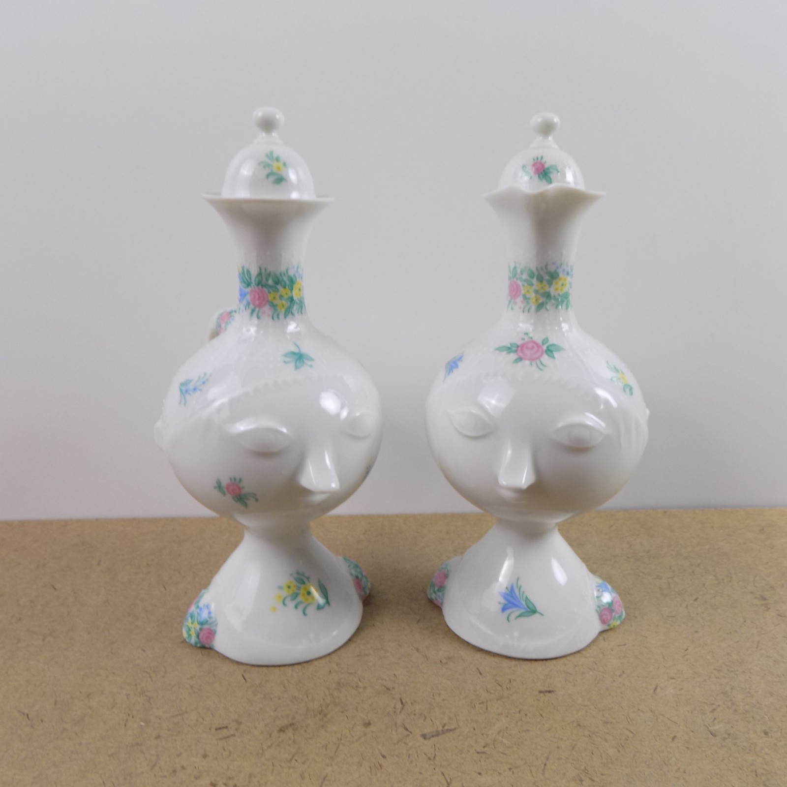 Rosenthal Garland Romance Porcelain Cruet Set Studio Line Bjorn Wiinblad Rosenthal Garland Romance Porcelain Cruet Set Studio Line Bjorn Wiinblad