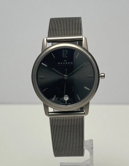 Skagen Men’s Titanium Watch 170LTMM1 New Battery
