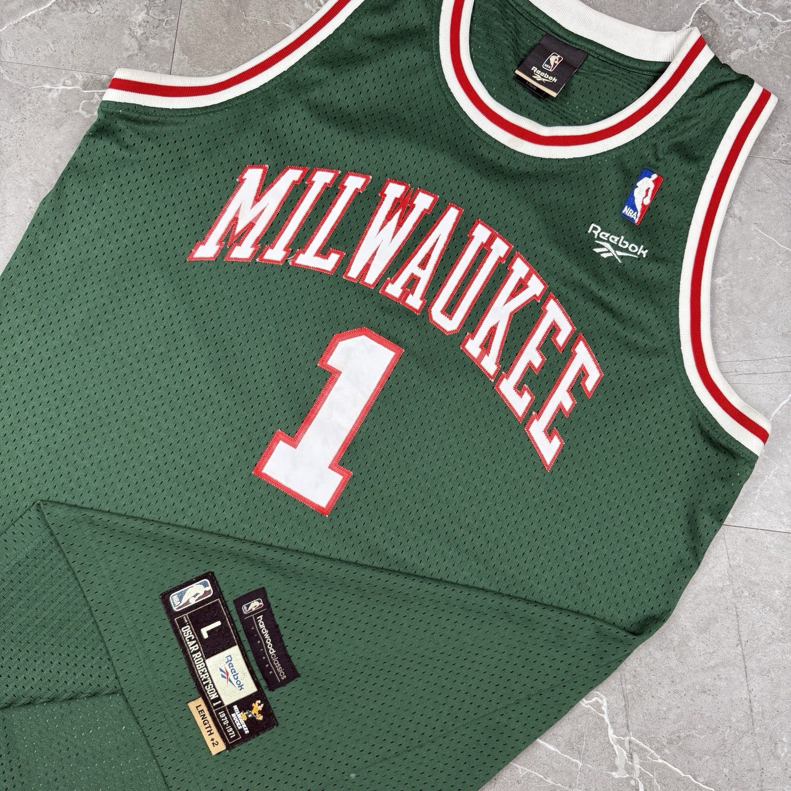 Vintage Reebok Milwaukee Bucks Oscar Robertson Hardwood Classics Jersey Large Vintage Reebok Milwaukee Bucks Oscar Robertson Hardwood Classics Jersey Large