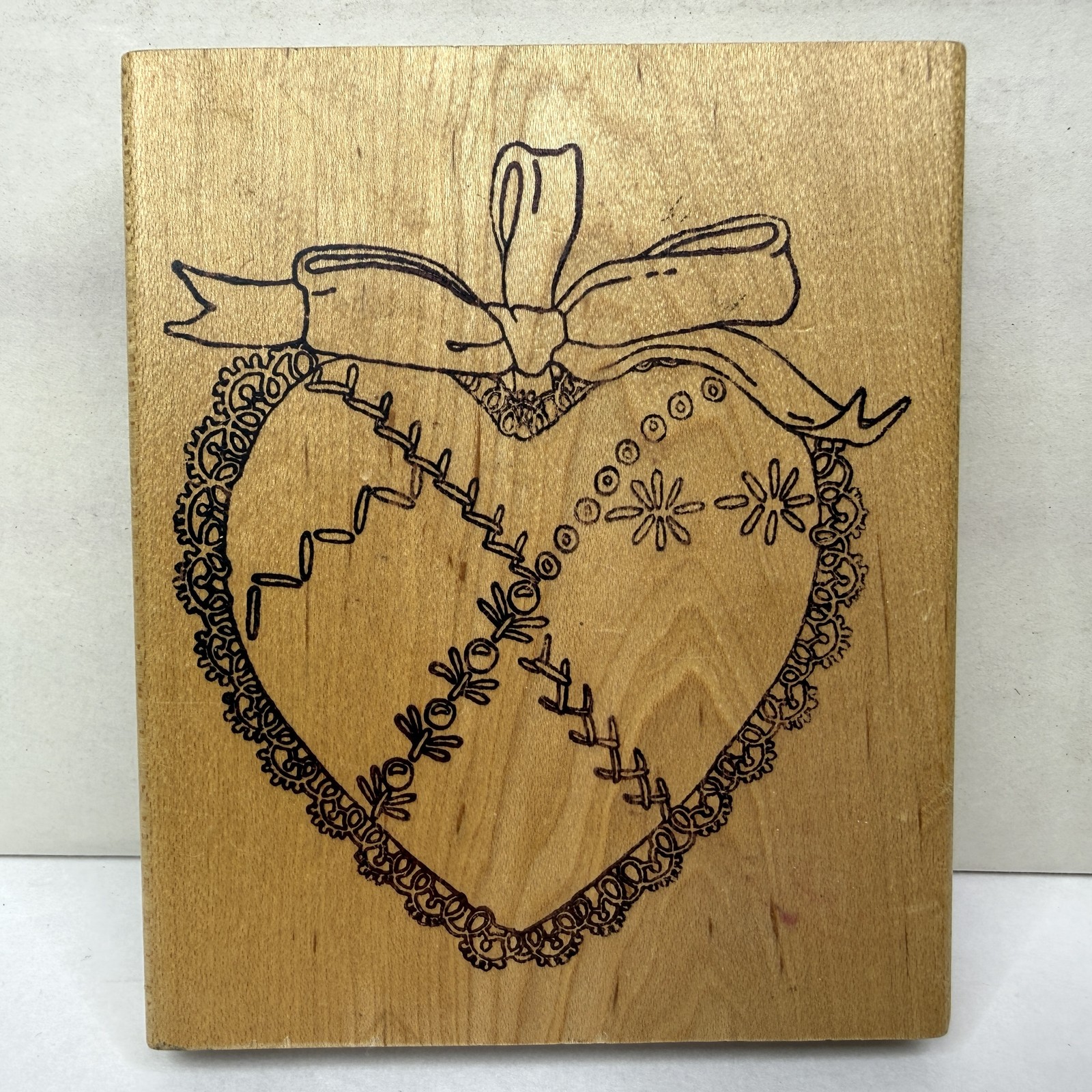 Art Gone Wild V1-383 Large Fancy Heart w/ Bow Rubber Stamp Scrapbooking Card Art Gone Wild V1-383 Large Fancy Heart w/ Bow Rubber Stamp Scrapbooking Card