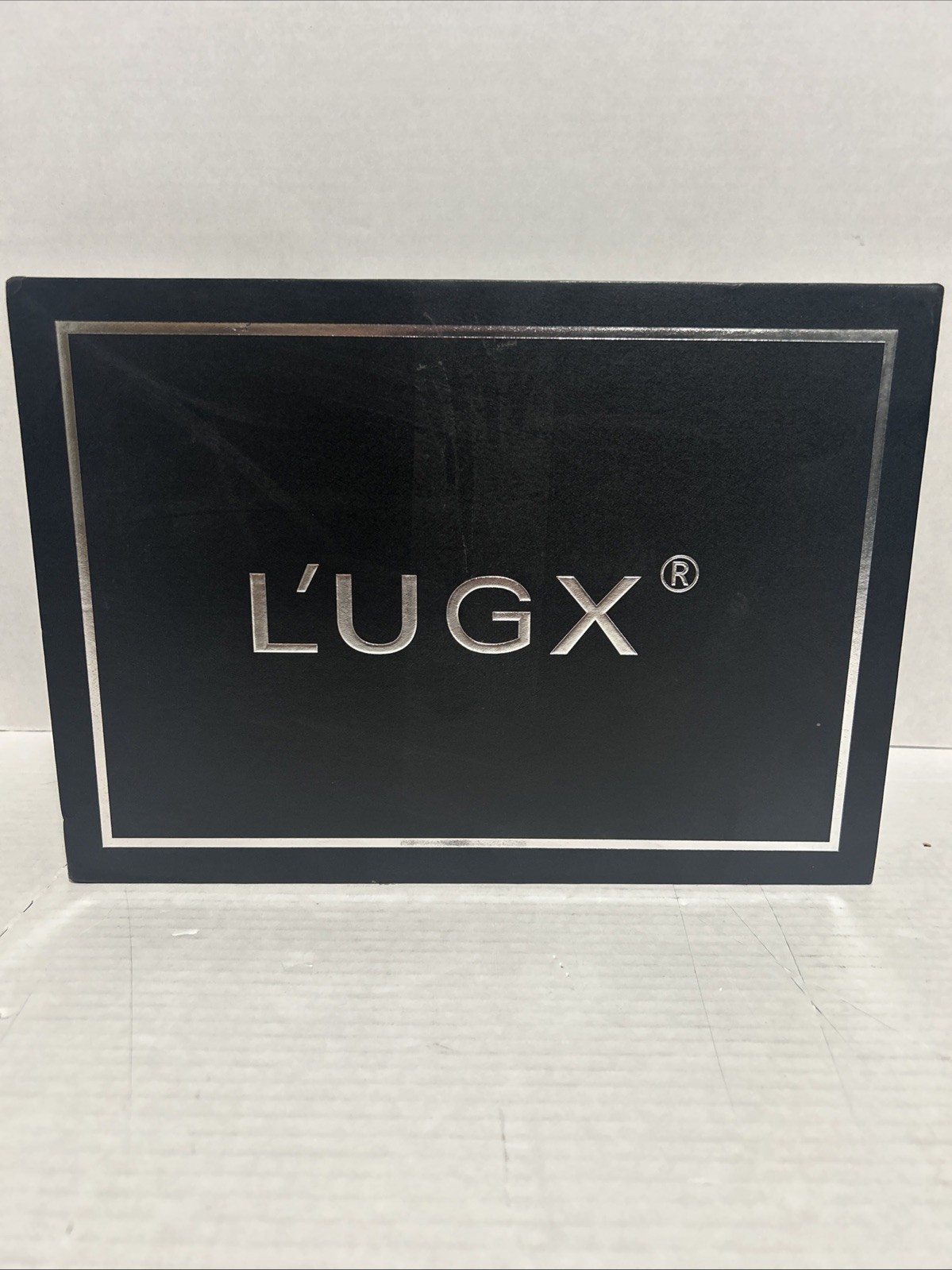 Lugx Nail Lamp Model LG205 White. Brand New In Box.