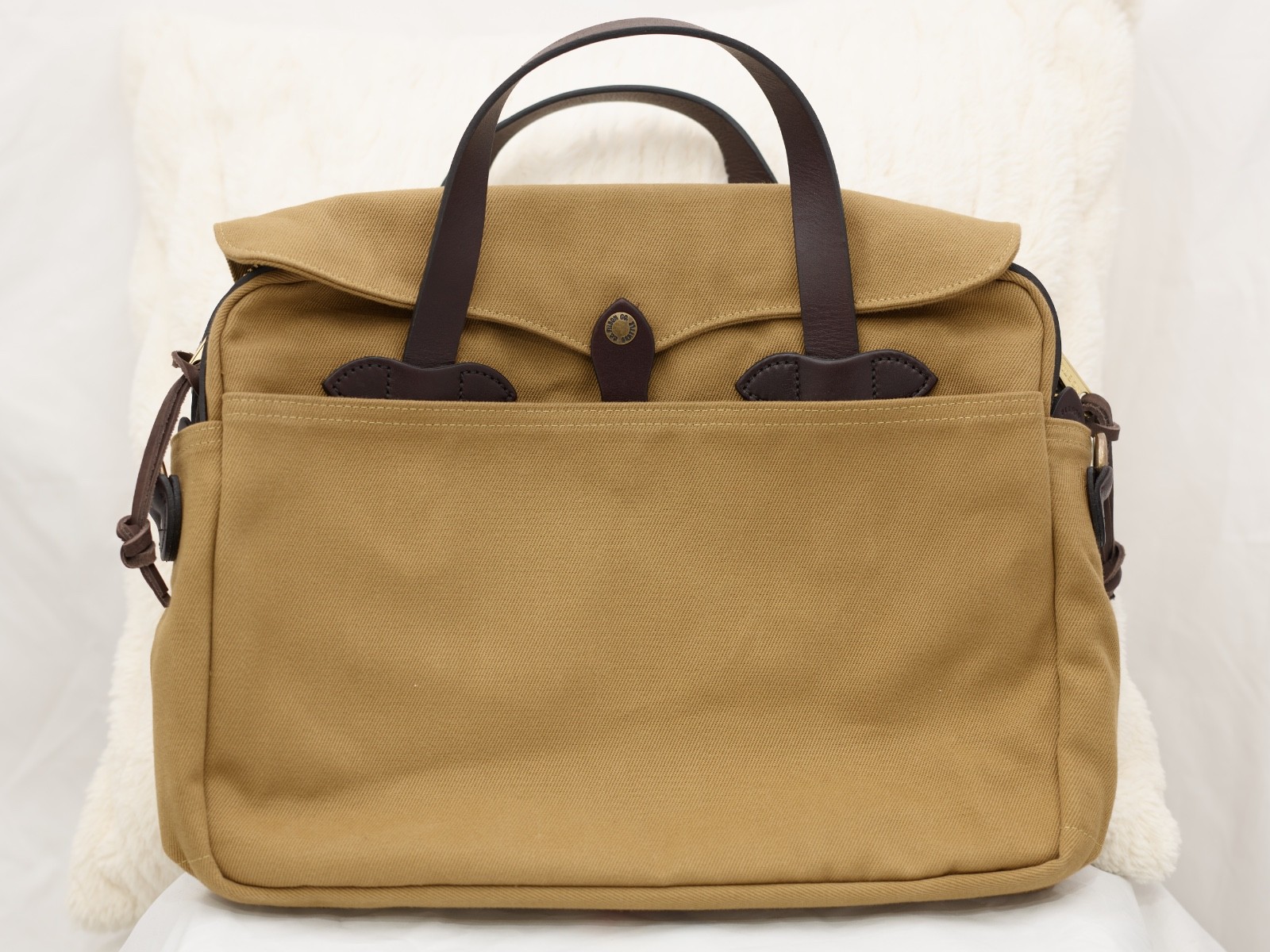 Filson Original 256 Men\'s Briefcase - Tan Filson Original 256 Men\'s Briefcase - Tan