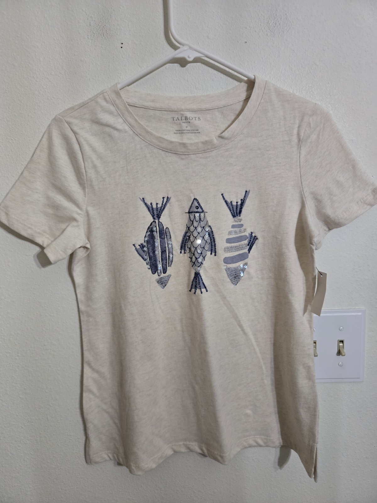 NWT TALBOTS Women\'s Ivory Tee Wt Sequence Fish Front Sz SP NWT TALBOTS Women\'s Ivory Tee Wt Sequence Fish Front Sz SP