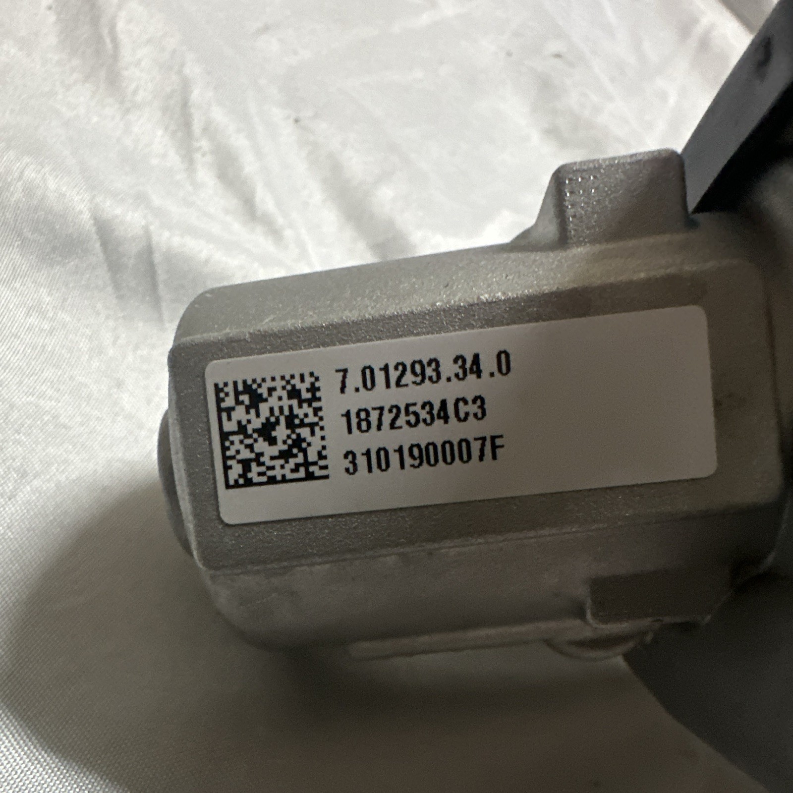 PIERBURG OEM EGR VALVE – INTERNATIONAL MAXXFORCE 7 – 1872534C3 – 7.01293.34.0 –