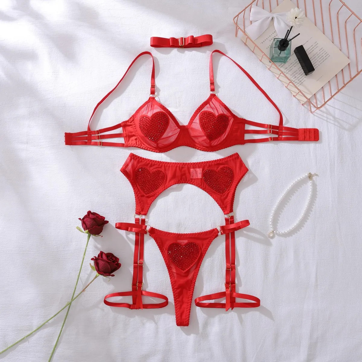 Ellolace Tempted Women\'s Lingerie Sets Daring Heart Rhinestone Bra Belt Thong