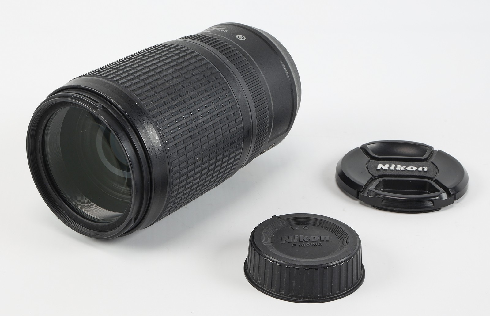 Nikon AF-S NIKKOR 70-300mm f/4.5-5.6 G ED VR Autofocus IF Lens (AF INOP)