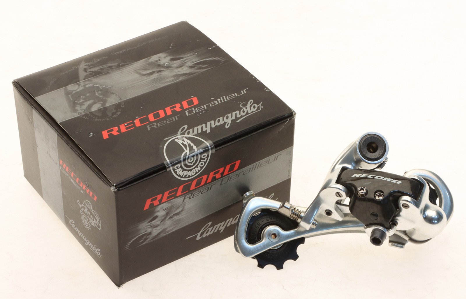 Campagnolo Record Rear Derailleur 10 Speed Long Cage RD02-RE210LL 2002 NOS NEW Campagnolo Record Rear Derailleur 10 Speed Long Cage RD02-RE210LL 2002 NOS NEW