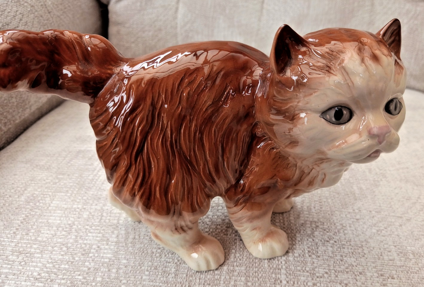 Vintage Ceramic Ginger Mellba Ware Cat 6\