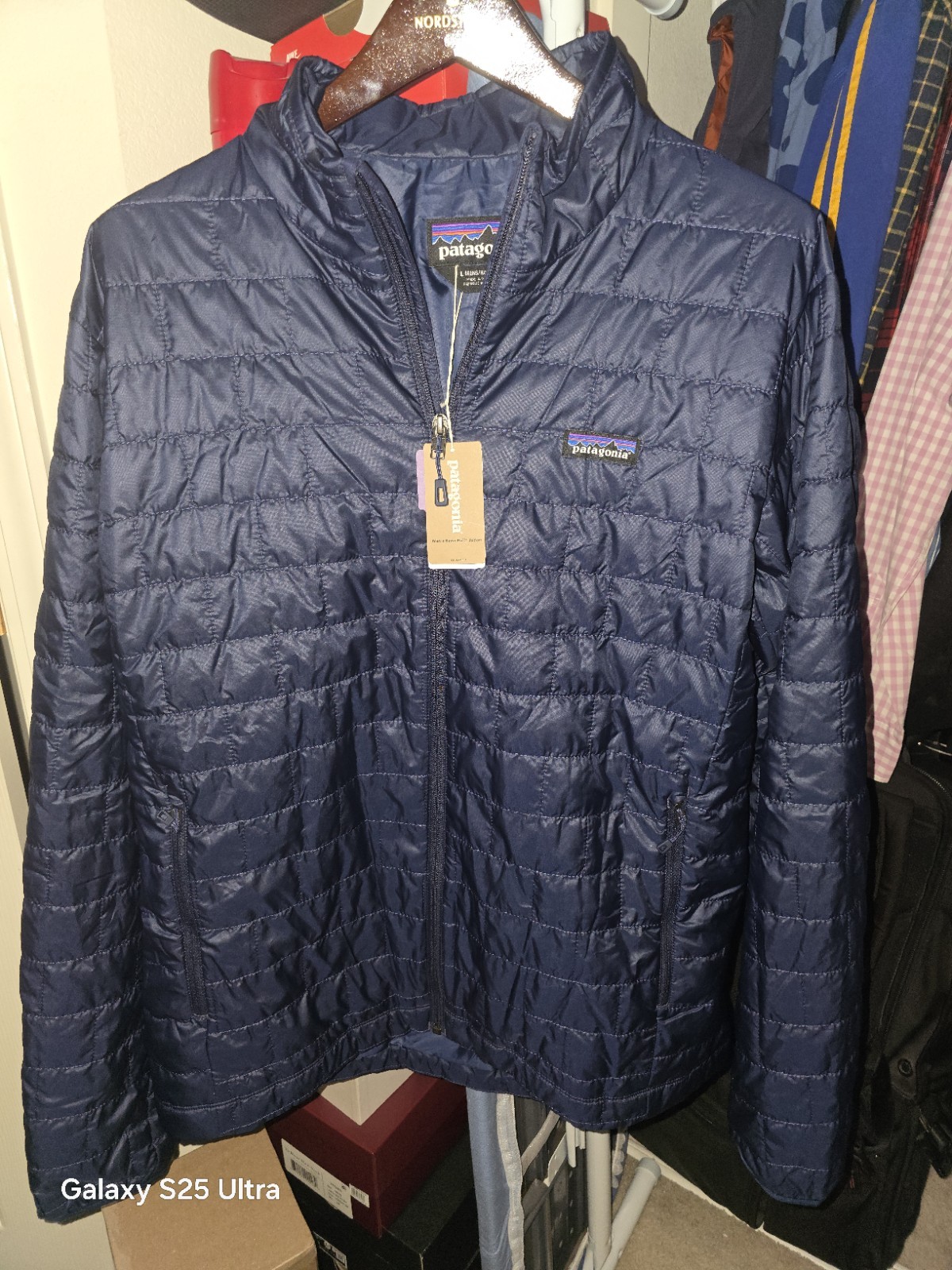 Patagonia Men’s Nano Puff Jacket Large Blue New w/Tags
