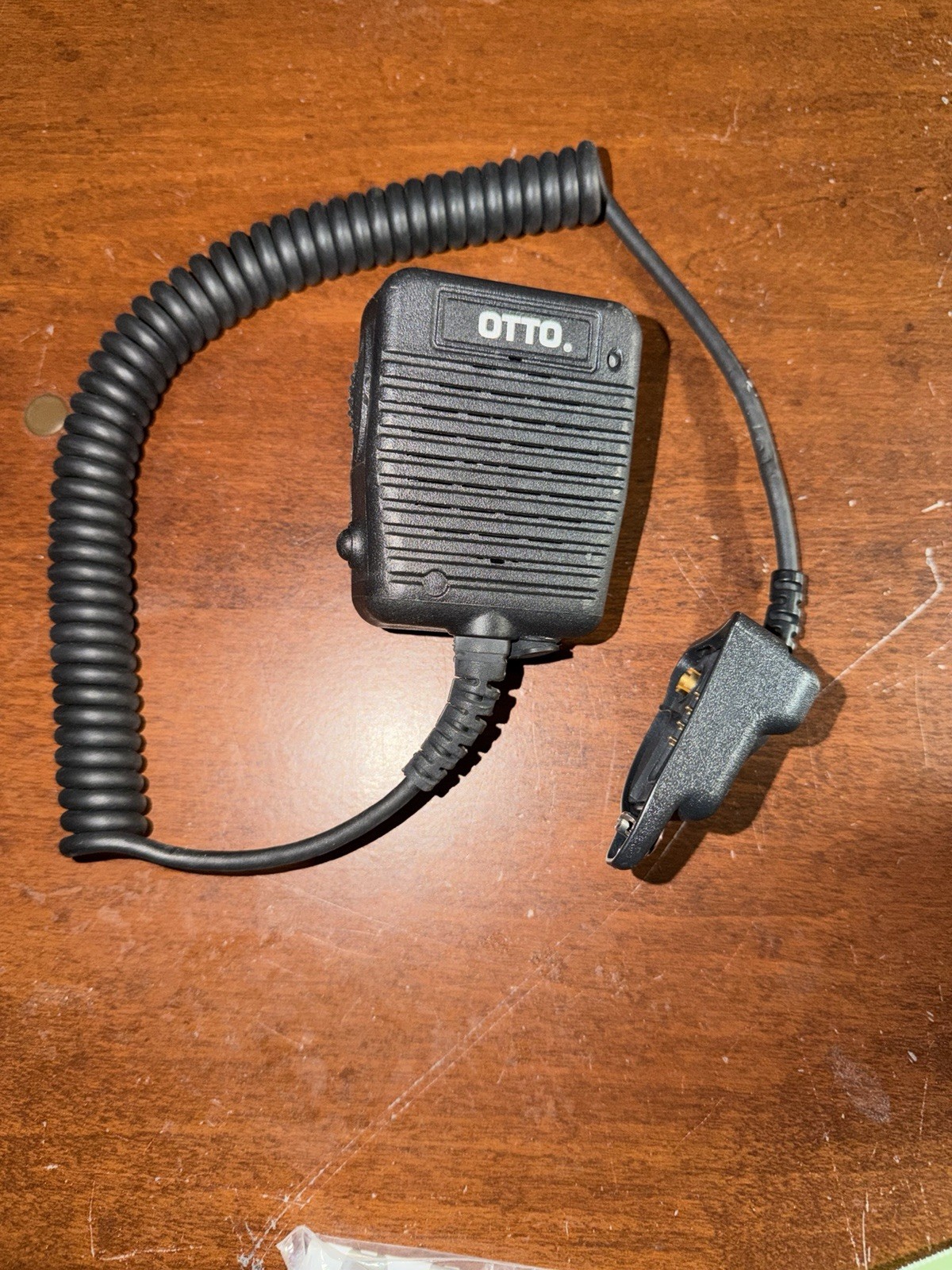 OTTO V2-S2ER12111 Storm Remote Speaker Microphone P5400 and many other models
