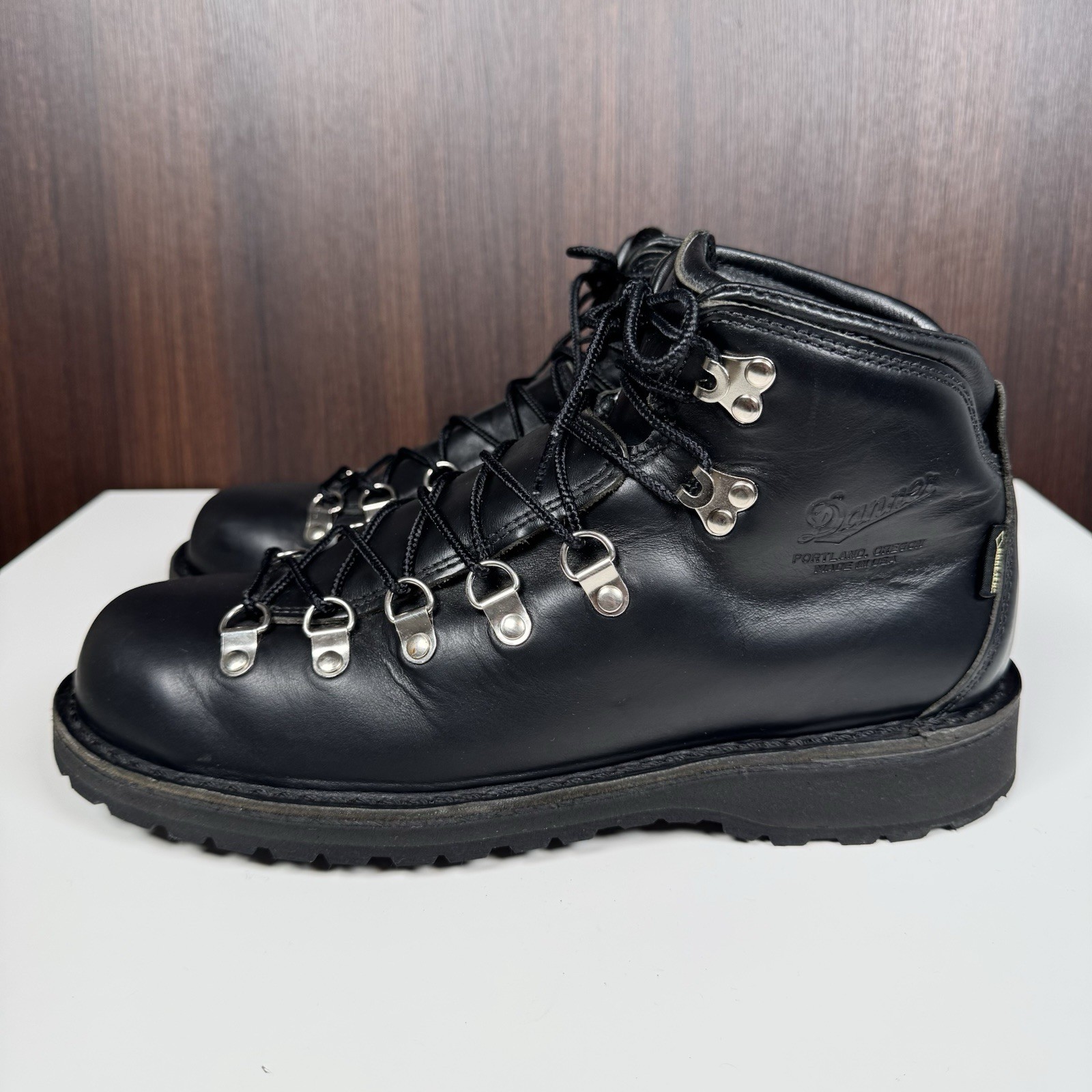 Danner Mountain Pass Black Glace GoreTex Hiking Boots Mens 9 EE USA Rugged Danner Mountain Pass Black Glace GoreTex Hiking Boots Mens 9 EE USA Rugged