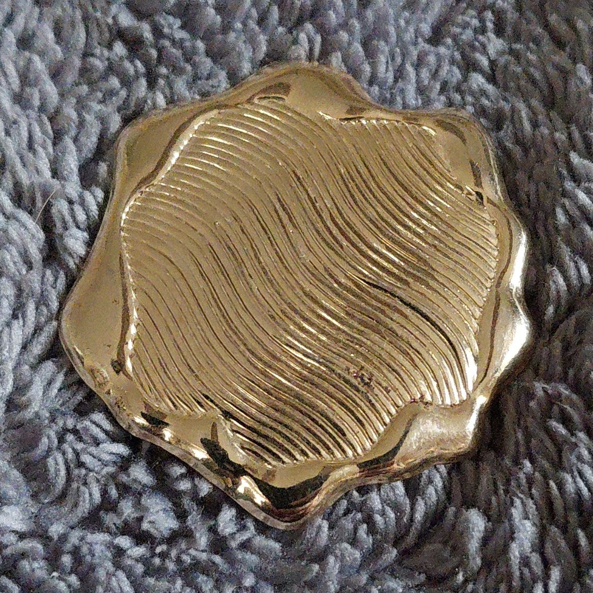 Vintage Gold-Tone Textured Cosmetic Compact Mirror w/ Wavy Swirl Design