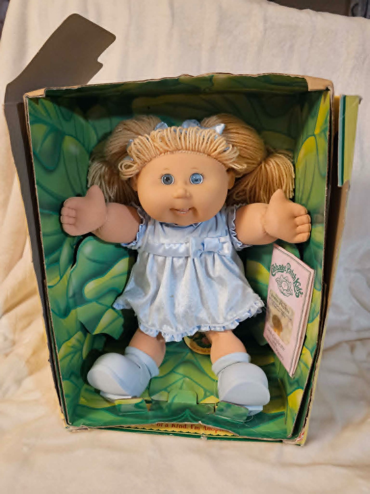 Vintage 2004 ~ New in Box ~ Cabbage Patch Kids Doll ~ 