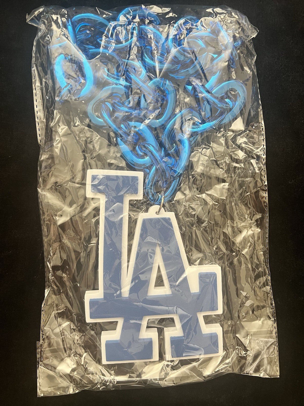 NWT Los Angeles Dodgers MLB Fan Chain 10 Inch 3D Foam Necklace