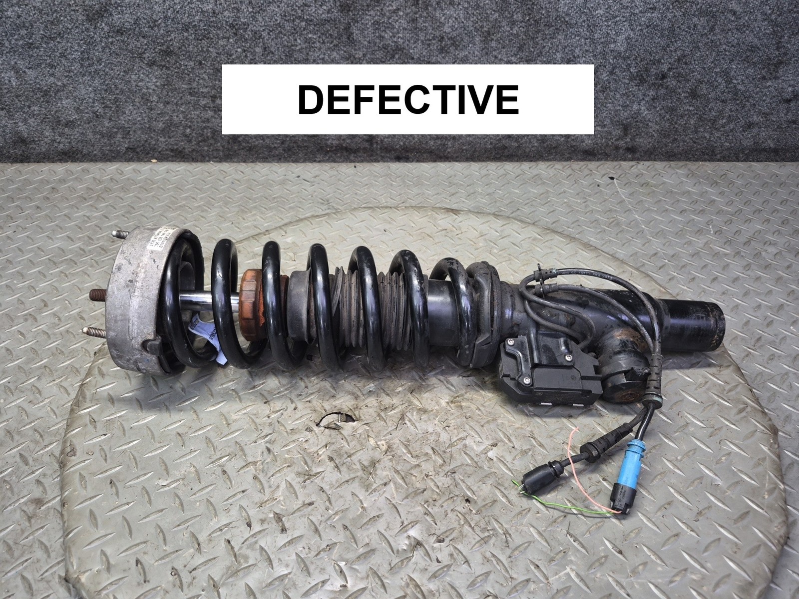 2010-2014 BMW E70 E71 X5M X6M FRONT RIGHT VDC STRUT SHOCK ABSORBER DEFECTIVE