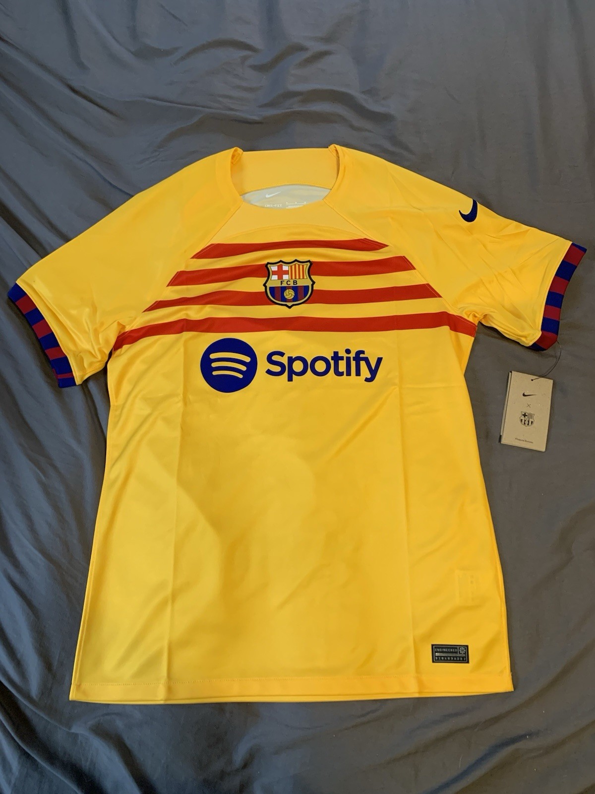 New Nike FC Barcelona 2022/2023 4th Jersey Soccer DR5079-729 Men\'s Size M New Nike FC Barcelona 2022/2023 4th Jersey Soccer DR5079-729 Men\'s Size M
