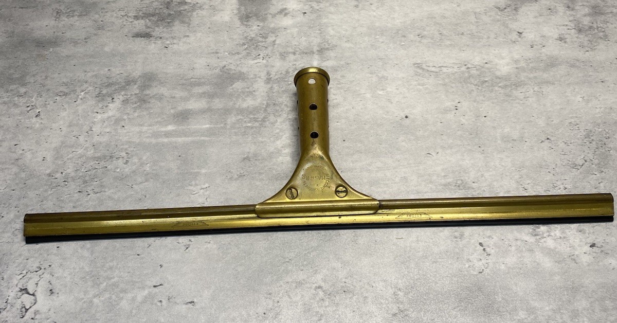 Vintage Ettore 17.5” Brass Window Squeegee Cleaner Dryer Oakland, Calif. USA Vintage Ettore 17.5” Brass Window Squeegee Cleaner Dryer Oakland, Calif. USA