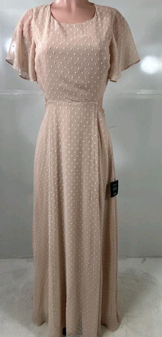 NWT. Lulu\'s Soft Pink Formal Dress Size Small.