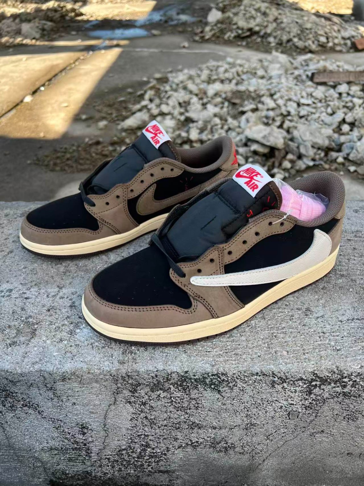 New Travis Scott x Air Jordan 1 Low OG SP-T Dark Brown CQ4277-001
