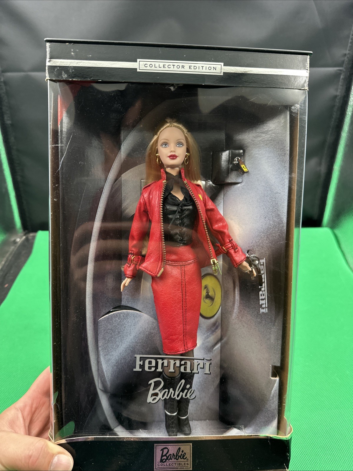 Ferrari Barbie Doll Collector Edition Barbie Collectibles 2000 Mattel 28534 Ferrari Barbie Doll Collector Edition Barbie Collectibles 2000 Mattel 28534