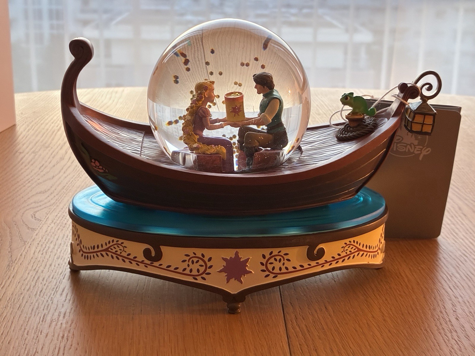 2026 Disneyland Paris Euro Tangled Rapunzel Glass Musical Snow globe New In Box